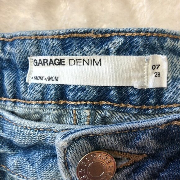 Garage Distressed Mom High Rise Jeans Size 7 - Picture 6 of 11
